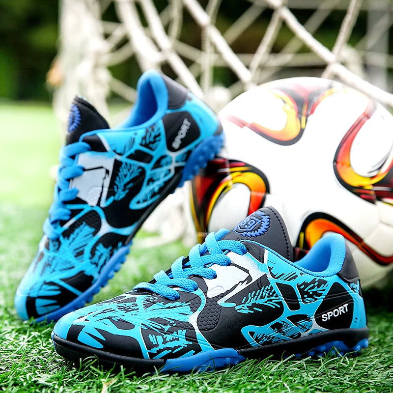 Ultra light football shoes, men's five person football boots, ultra light anti slip football shoes, breathable